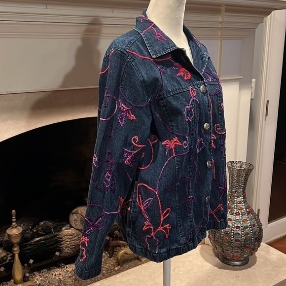 Choices embroidered denim blazer size medium - Picture 3 of 9